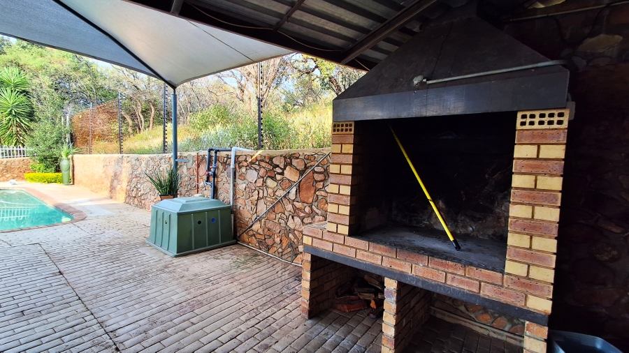 4 Bedroom Property for Sale in Safari Gardens North West